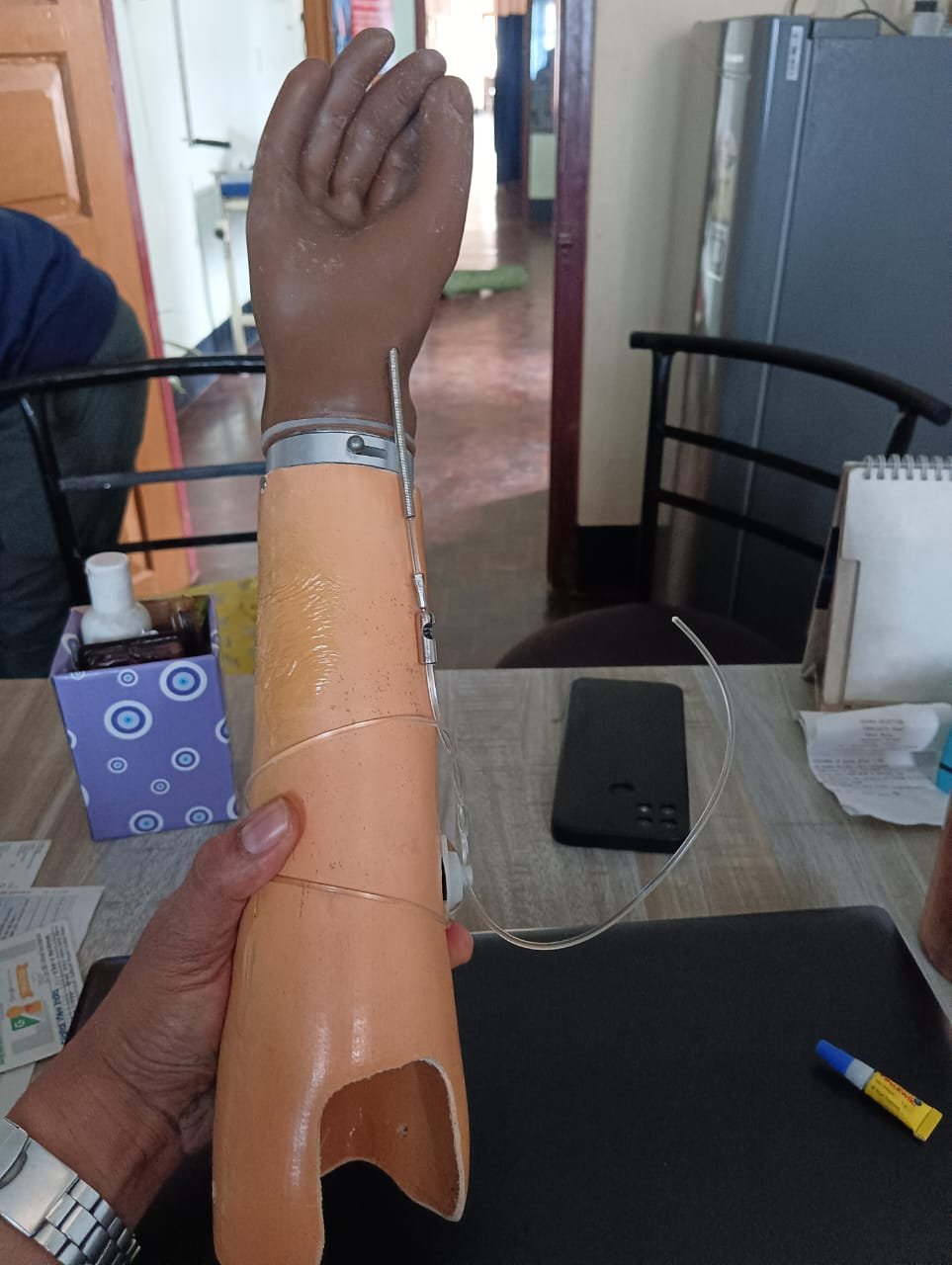 MECHANICAL HAND BILOW ELBOW